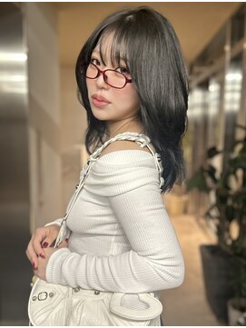 アイシー 表参道(ICY) ワンホン【ダークグレージュ】ミディアムレイヤー