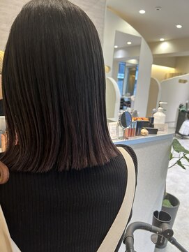 クエンチ(QUENCH) 切りっぱなしボブ