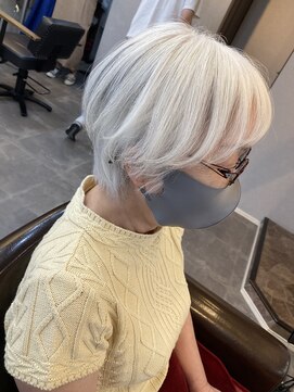 サロンドハル(salon de HAL) ショートマッシュ