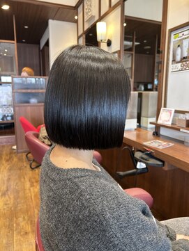 ヘアーメイク ガヤ おゆみ野中央店(Gaya) 重くみえて軽いボブ