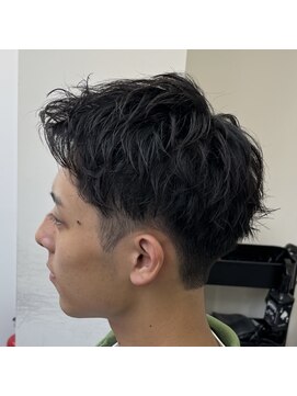 フイ 恵比寿(Hui) アップバングショート/メンズショート