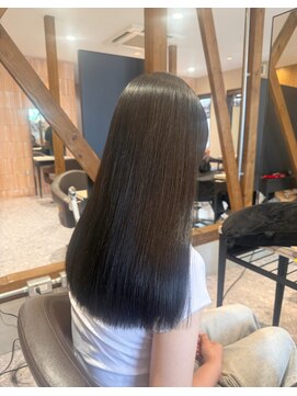 アヴァンス ジェイアール和歌山店(AVANCE.) 艶感ブラック