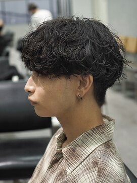 ササ シンサイバシ(33 SHINSAIBASHI) シャドウパーマツイストスパイラル波巻きスパイラルパーマ