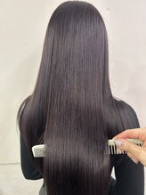 髪の芯から強くする【高濃度ケラチントリートメント】ハリコシUPで健康的な美髪へ[髪質改善/表参道]