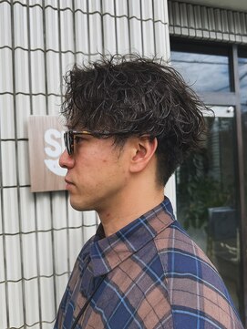 シー 茂原(SEA) シャドウパーマツイストスパイラルパーマフェザーパーマ茂原30代