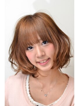 オーガスト ヘア ネイル(AUGUST hair nail) ゆるふわマッシュセミディボブ【横浜駅】