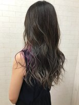 サンディーズ(Sandees)&nbsp;▼グレイッシュグラデーション×パープルイヤリングカラー