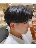 センターパート×ニュアンスパーマ