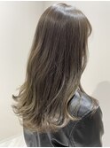 カーキグレイアッシュ