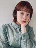 ナチュラルな外ハネ切りっぱなしボブ