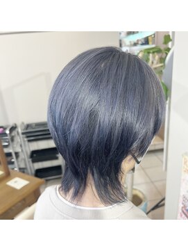 サロン ド ビカ(Salon de bika) ウルフ×ブルーグレー