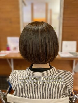 ピールアーク(peal ark) 20代30代大人可愛い小顔ボブ前下がりショートハイライト