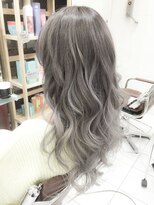 グレーベージュ グレージュカラー グレージュアッシュ ロング　a