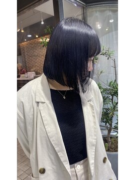 ヘアーアンドメイク ビス(HAIR&MAKE bis) 透明感カラー/ラベンダーブルーブラック【山崎ほのか】