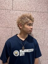 シカ 神戸三宮元町店(Cica)&nbsp;スパイキーショート メンズカット ブリーチ ハイトーン 三宮