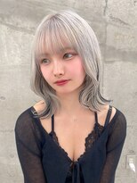 シイム(CYM)&nbsp;ミディアムレイヤー/ホワイトベージュ/ブリーチカラー