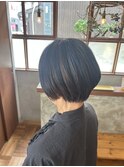 艶ショート×ネイビーブルー
