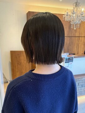 ヘアメイク シュシュ(Hair make chou chou) ボブ/外はねボブ/切りっぱなし/縮毛矯正