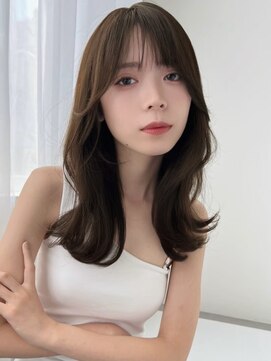 リス バイ ソヨン(Lis by SOYON) ブリーチなしベージュシアカラーオリーブベージュレイヤーカット