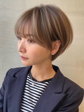 アスター 天神大名店(Aster) ハイライト/オリーブグレー/小顔に見えるヘア/ココアベージュ