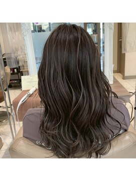 エジョン 八幡山店(Aejon) 大人レイヤーカット白髪ぼかし脱白髪染め40代50代60代