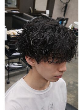 グロウ 天神店(growth) 綾野剛風シャドウパーマ