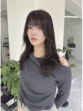 コディー(CODY) レイヤーカット ハッシュカット 顔周りレイヤー 透明感カラー