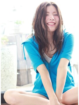 リッシュ(Hair&Eyelash Riche) 夏の濡髪☆アンニュイカール/センターパート/抜け感ロング