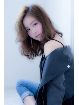 ミラレスカ 栄(MIRA RESCA) ミラレスカ栄 外国人風ナチュラルな切りっぱなしボブ byウラタニ