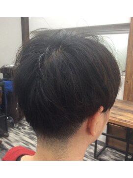 ヘアサロン スタイリスタ(hair salon stylista) 2ブロックスタイルのマッシュボブ