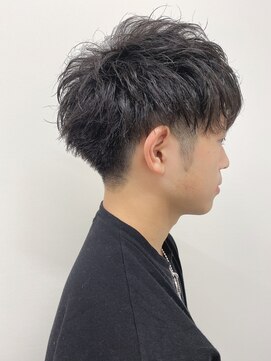 ガーランドウメダ(Garland umeda) スパイキーショート_担当 垣内