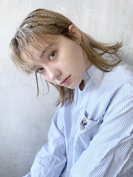 アイティーバイアルバム 松戸店(IT by ALBUM) ロブアレンジ_カーキグレージュマッシュショート_28175