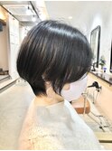 ショートボブ