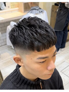 グルーマーズトウキョウ(GROOMER/S TOKYO) 韓国マッシュスペインカールスパイキーショートブルーブラック