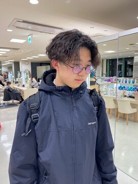 ケンジ 平塚ラスカ店(KENJE) 波巻きスパイラル/ツイストスパイラル/メンズパーマ/湘南/平塚