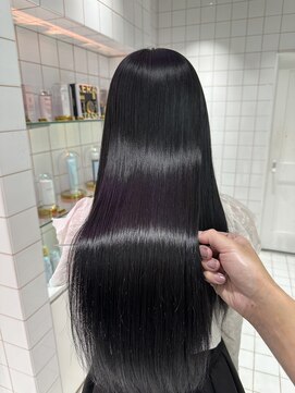 ロンドルーチェ 心斎橋(Lond luce) ダークアッシュ/ミディアムレイヤーカット［髪質改善/縮毛矯正］