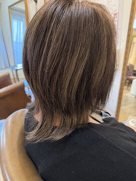 ヌンクマールス(NUNC malus) 【お客様フォト】白髪染め×ハイライトカラー×くびれヘア