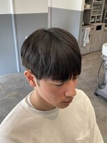 ノイセル 西本町(Noisyle) ブルーブラックフェザーパーマ刈り上げセンターパートy
