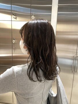 オーガニック リブ 川越(organic+live) ブリーチなし春色カラーオリーブカラーミディアムレイヤー