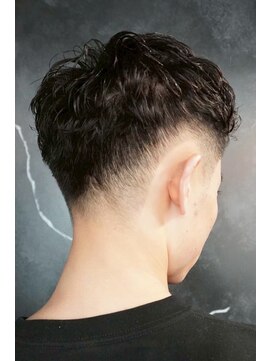 キングスマントーキョー 三鷹店(KINGSMAN TOKYO) ショートハーパー