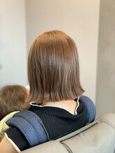 ドゥリアン Deux Lien 切りっぱなしボブ