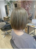 ブリーチあり　くすみベージュ