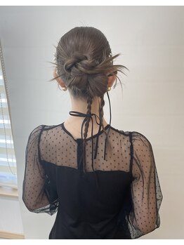 美容室こころの写真/【実力派スタイリストが施術☆】ブライダル経験のあるオーナーが華やかで崩れない旬のヘアsetを提案♪