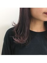 ハニーマスタード(HONEY MUSTARD)&nbsp;バイオレット３Dカラーのナチュラルモードなミディアムヘア