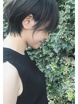 キセツ(ki se tsu)&nbsp;えりあし長めの頭のかたちがキレイになるショートとボブのあいだ