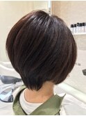 ショートボブ
