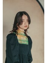 マスタード(MASTARD)&nbsp;レイヤーカットミディ×S字ウェーブ