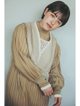 サングース(Sungoose) 外ハネボブセクションカラーグラデーションカラーペールベージュ