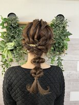 ロカット サロン(Roquat Salon)&nbsp;玉ねぎあみおろしロングアレンジ【ヘアセット/立川/立川南】