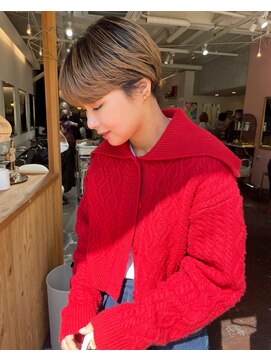 チカシツ(Chikashitsu) short hair